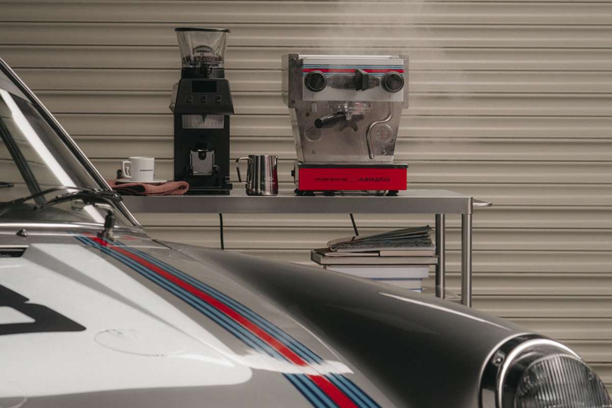 Porsche e La Marzocco: Café & Velocidade